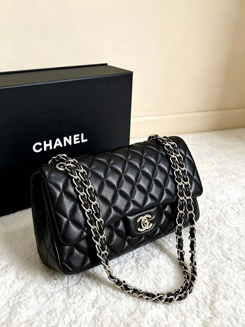 Chanel Black Quilted Classic Flap Bag with Gold Hardware - Picture 6 of 6